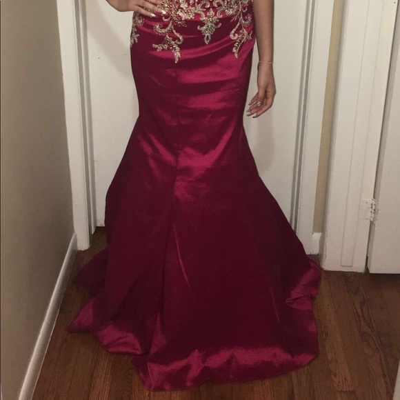 PROM DRESS! - Picture 2 of 3